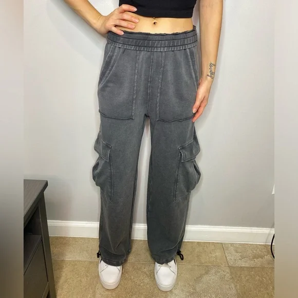 NWOT Vintage Havana Cargo Sweats. - Picture 2 of 10